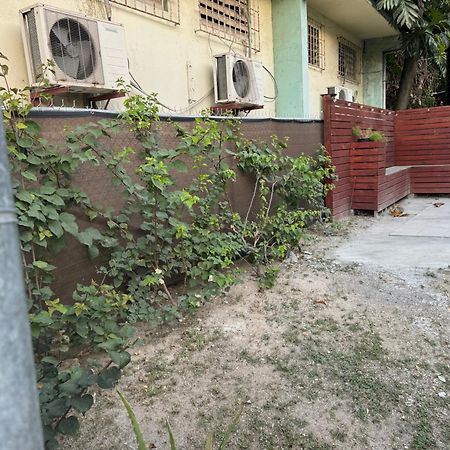 Jj Guest House Branns Hamlet Екстериор снимка