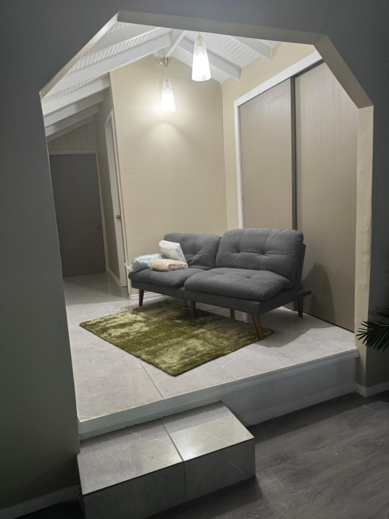 Jj Guest House Branns Hamlet Екстериор снимка