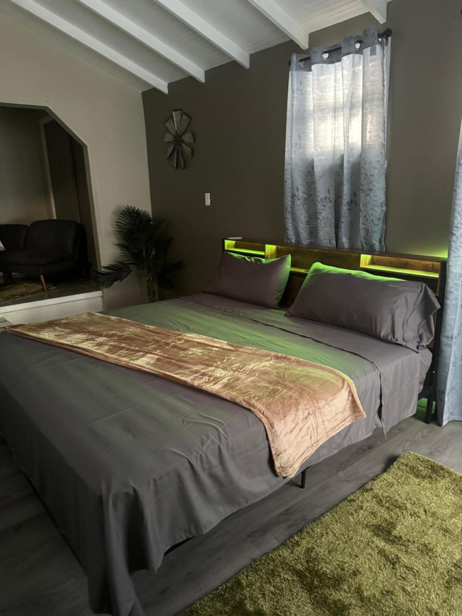 Jj Guest House Branns Hamlet Екстериор снимка