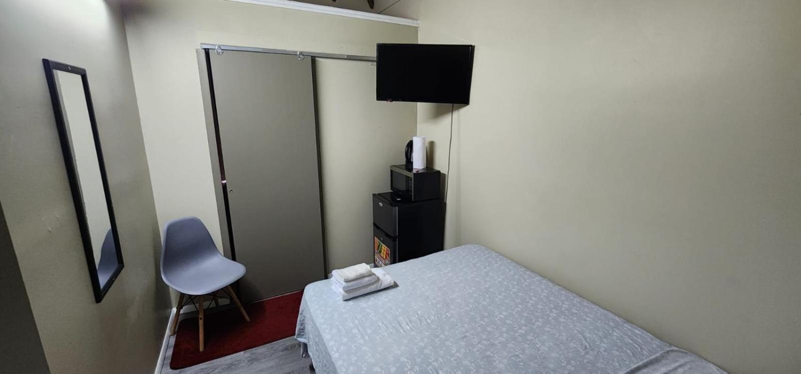 Jj Guest House Branns Hamlet Екстериор снимка