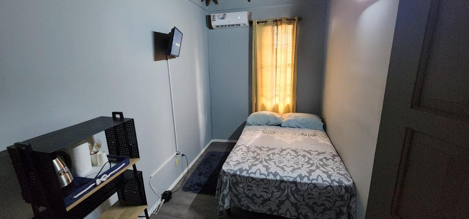 Jj Guest House Branns Hamlet Екстериор снимка